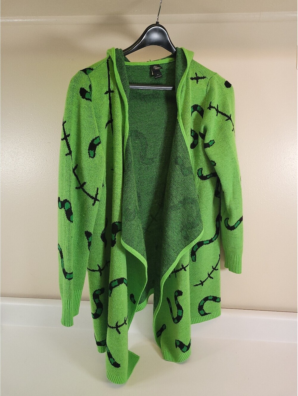 nightmare before christmas shawl hoodie womens XL tim burton green sweater